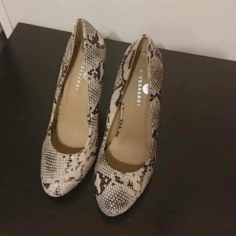 Riverberry women's spike heel shoes